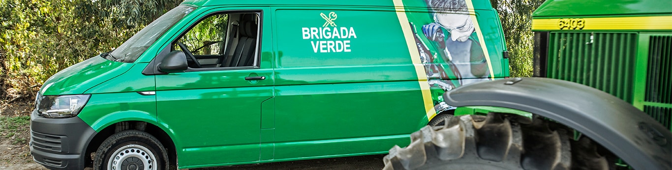 Brigada Verde John Deere en campo