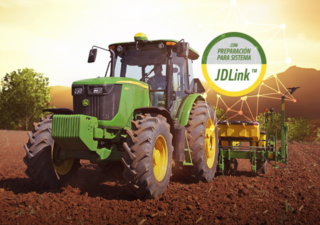 Tractor John Deere Serie 6000 en campo